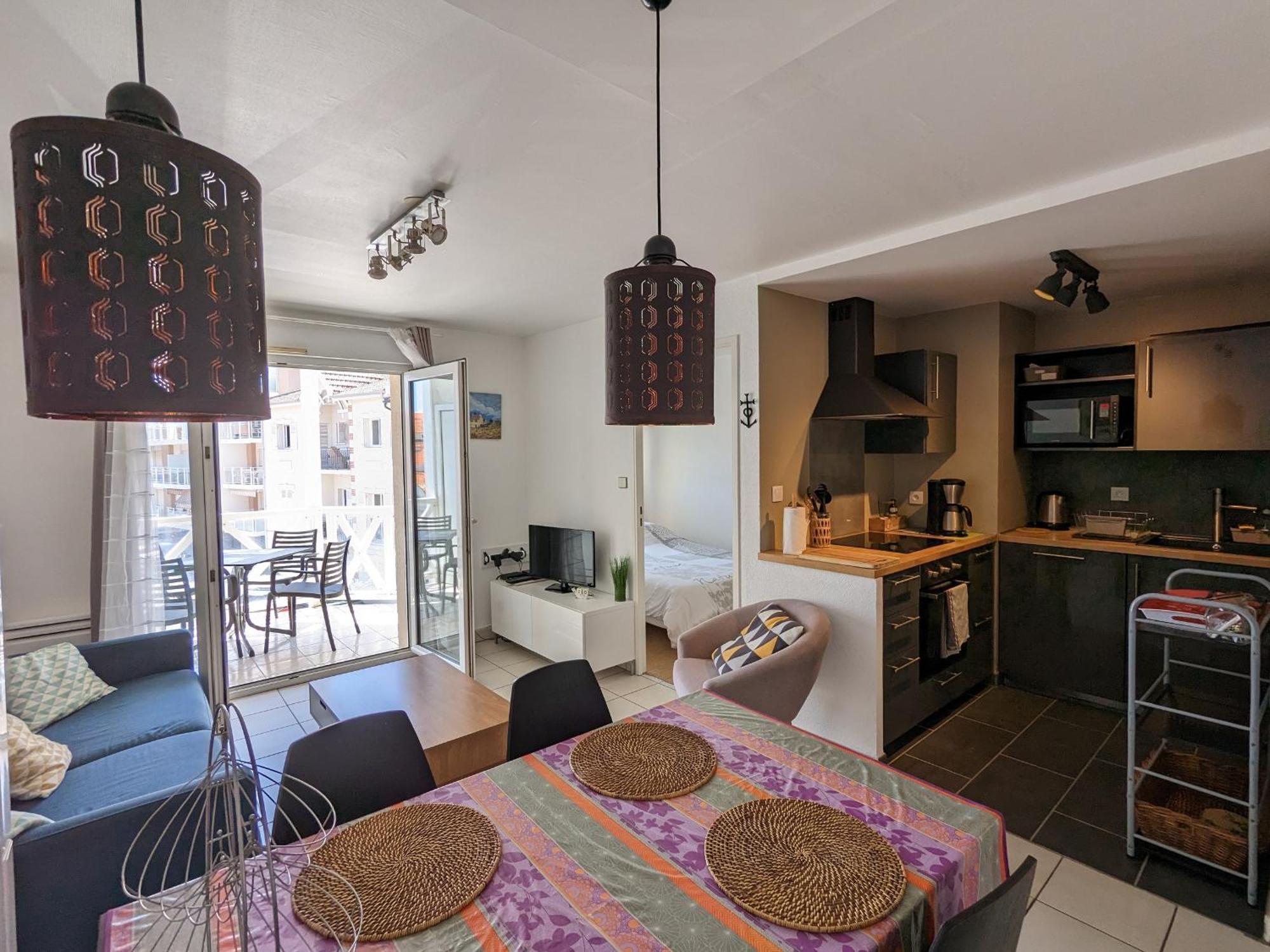 Arcachon Centre : Charmant T2 Avec Loggia, Parking Securise Et Proche Plage - Fr-1-420-61 Luaran gambar